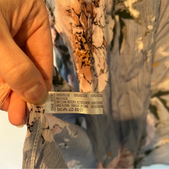 Lightweight Floral Open Front Caftan Tassels Coverup - Picture 6 of 6